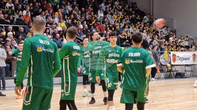 Балкан надви Академик Бултекс 99, Спартак Плевен се справи с Левски в Националната баскетболна лига