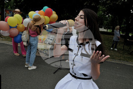 Бургас - международен младежки фестивал - книга - пейка