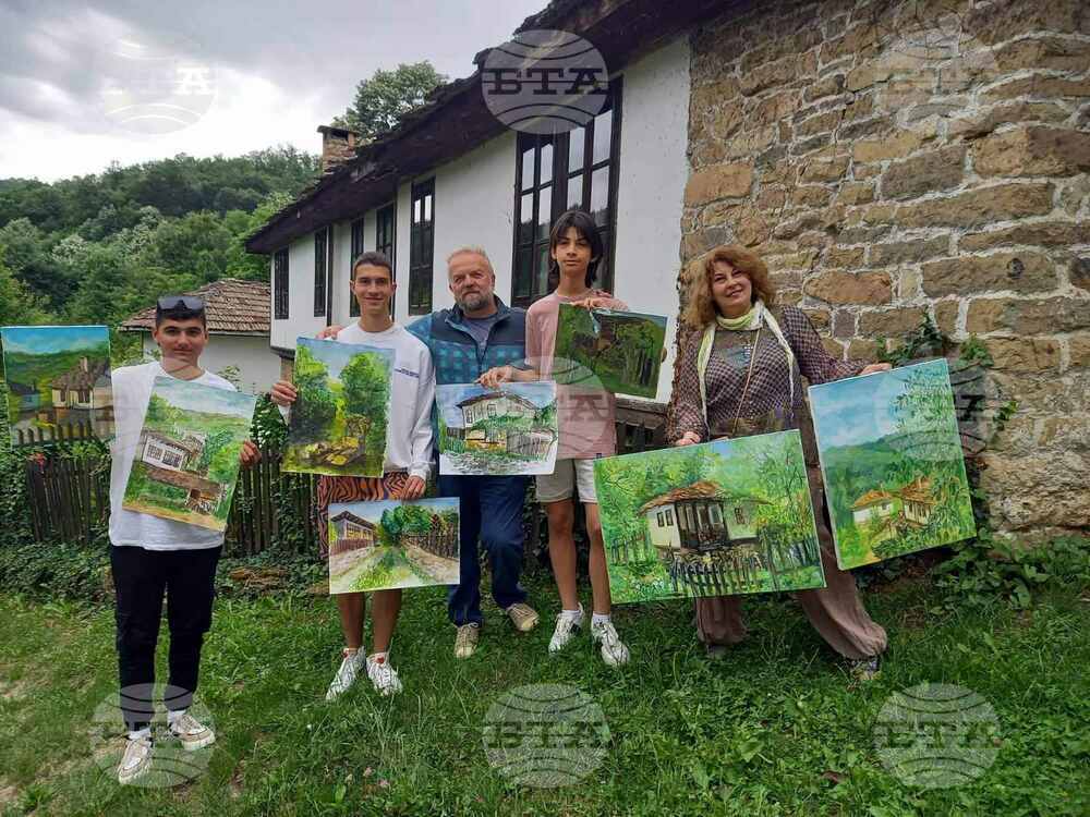 Художници от казанлъшката школа "Арт линия" взеха участие в национален пленер в Боженци