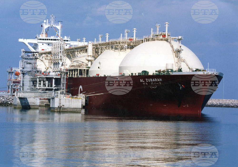 Гръцката газова компания и „Тотал“ подписаха споразумение за доставка на втечнен природен газ през зимата