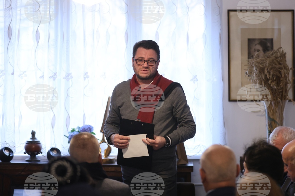 Дом Дора Габе - музейна експозиция - Добрин Добрев