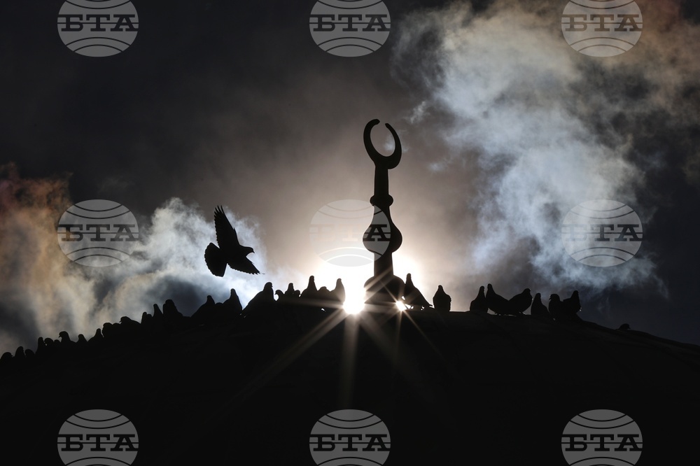 Мюсюлманската общност в България посрещна Рамазан Байрам