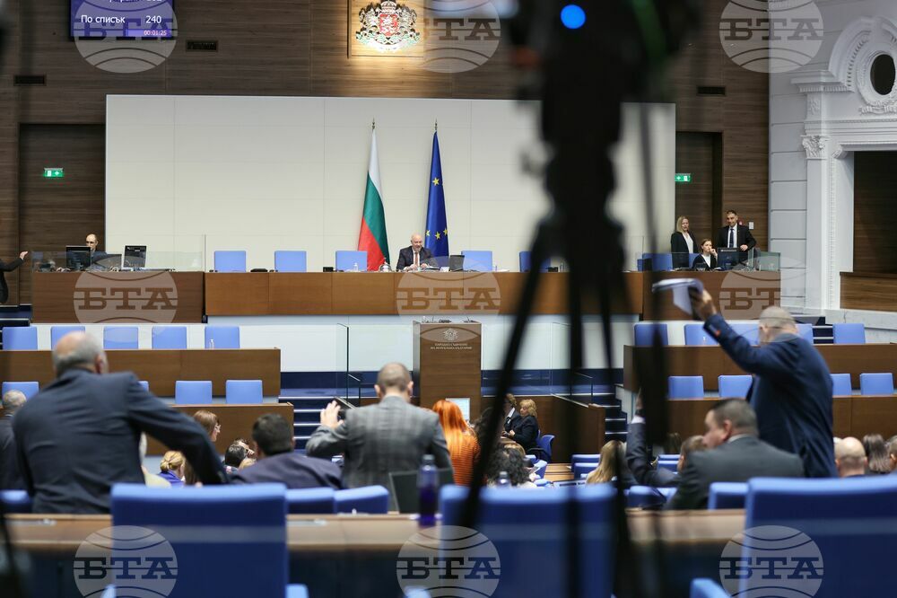 Четирима министри ще участват в днешния редовен парламентарен контрол