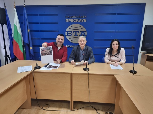 Пресконференция на общинските съветници от ПП"Възраждане" във Велико Търново