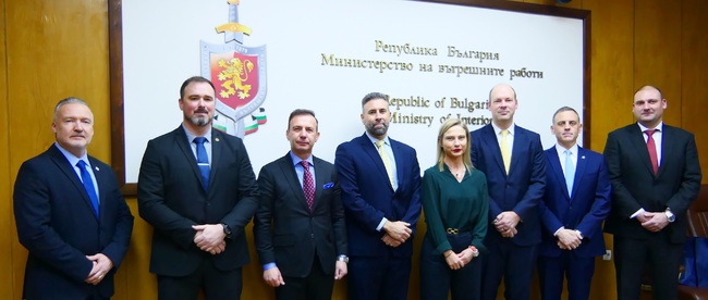 МВР: Главният секретар на МВР се срещна с офицери за връзка на американските правоприлагащи агенции, представени в посолството на САЩ 