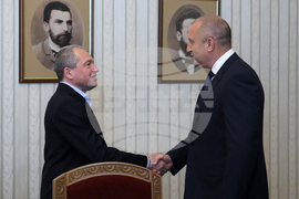 Румен Радев - партии - консултации - ИТН