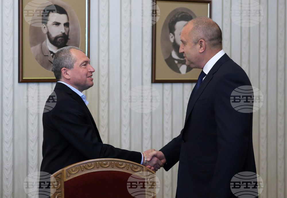 Румен Радев - партии - консултации - ИТН