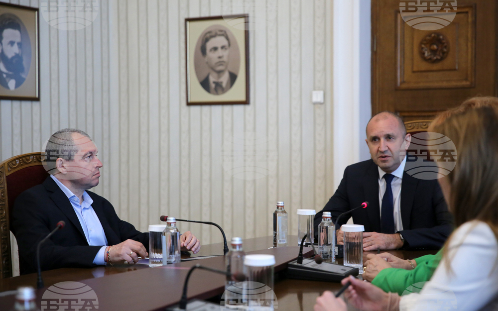 Румен Радев - партии - консултации - ИТН