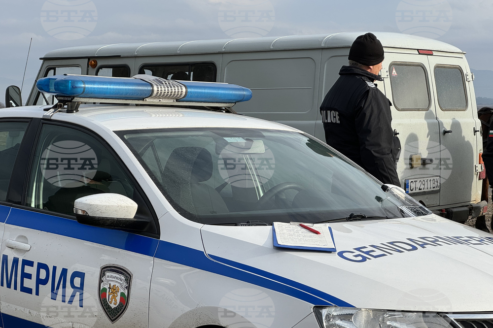 Мъж на 21 г. и жена на 22 г. се издирват след оказване на съпротива срещу полицейски служители в Мъглиж