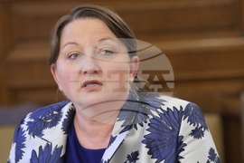 Парламент -  Временна комисия за защита на правата на психичноболните пациенти