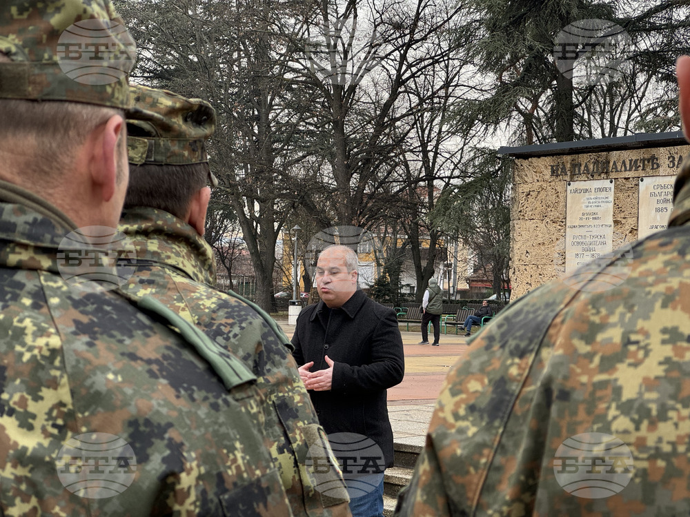 Казанлък - парк "Розариум" - 23 Пехотен шипченски полк - годишнина
