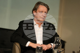 Френски културен институт - дискусия