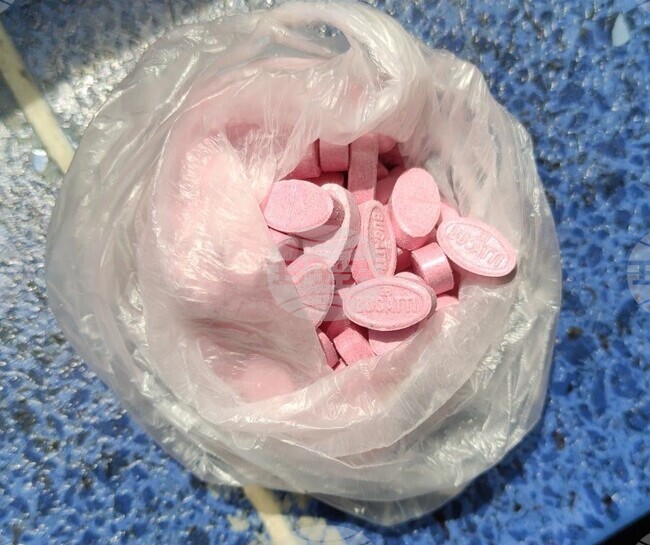 През май задържаните за престъпления, свързани с наркотични вещества и нелегална миграция, са 851