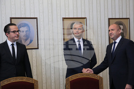 Румен Радев - партии - консултации - ПП "Възраждане"