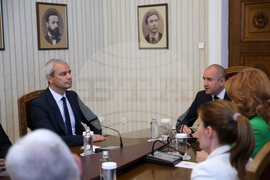 Румен Радев - партии - консултации - ПП "Възраждане"