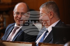 Парламент - заседание - ДОО - НЗОК - бюджети