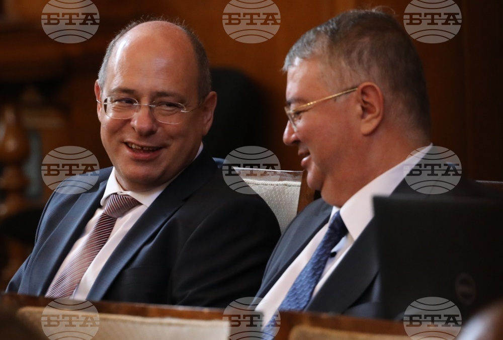 Парламент - заседание - ДОО - НЗОК - бюджети