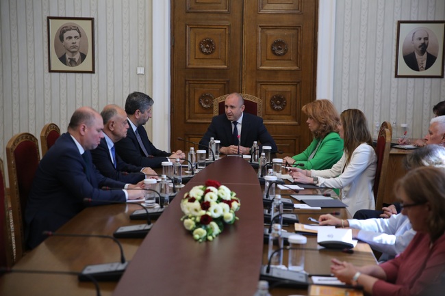 Президентът: Темата за съдебната реформа изпадна от фокуса на кабинета, а тя е една от причините за срива на доверието