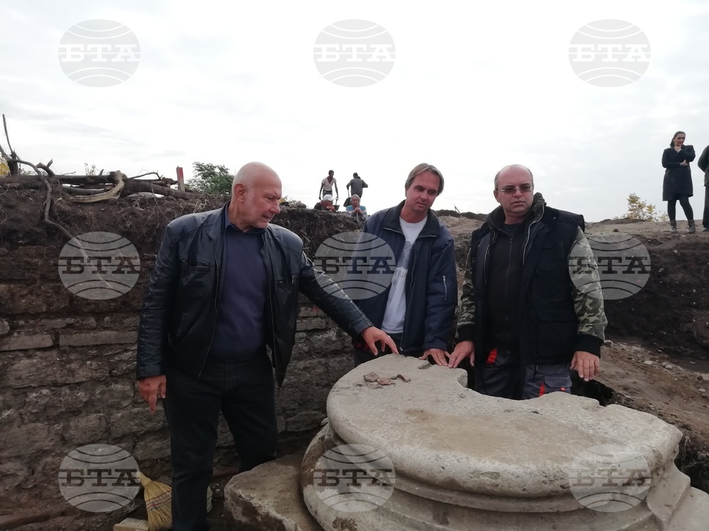 Проф. Николай Овчаров и доц. Здравко Димитров ще представят на разкопките на антична Бонония нови археологически доказателства за българската държава