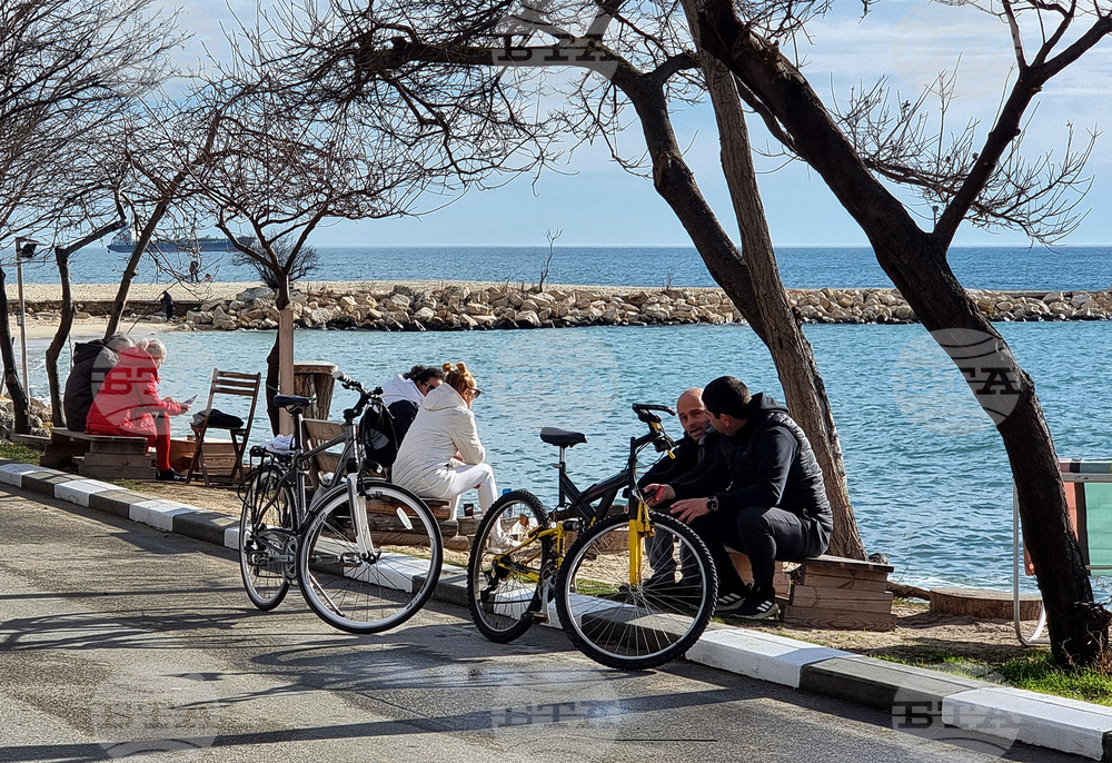 В две общини във Варненско ще бъдат монтирани „умни“ пейки за обществено ползване