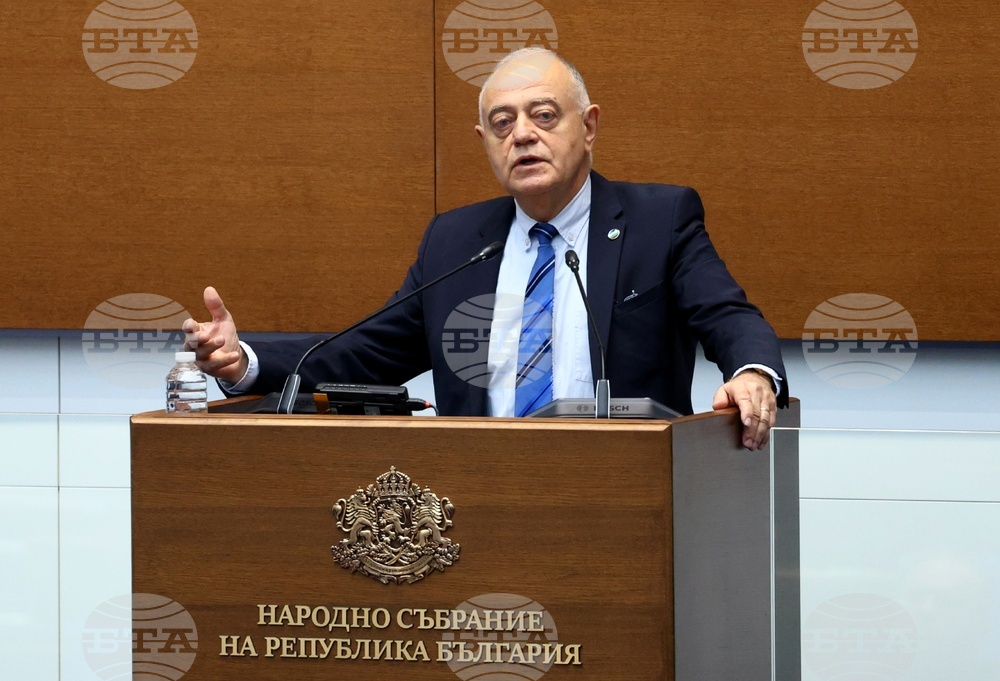 Парламент - заседание - Атанас Атанасов