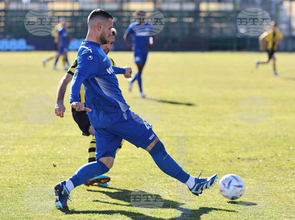 Пловдив - футбол - Ботев (Пловдив) - Марица (Пловдив) - контрола