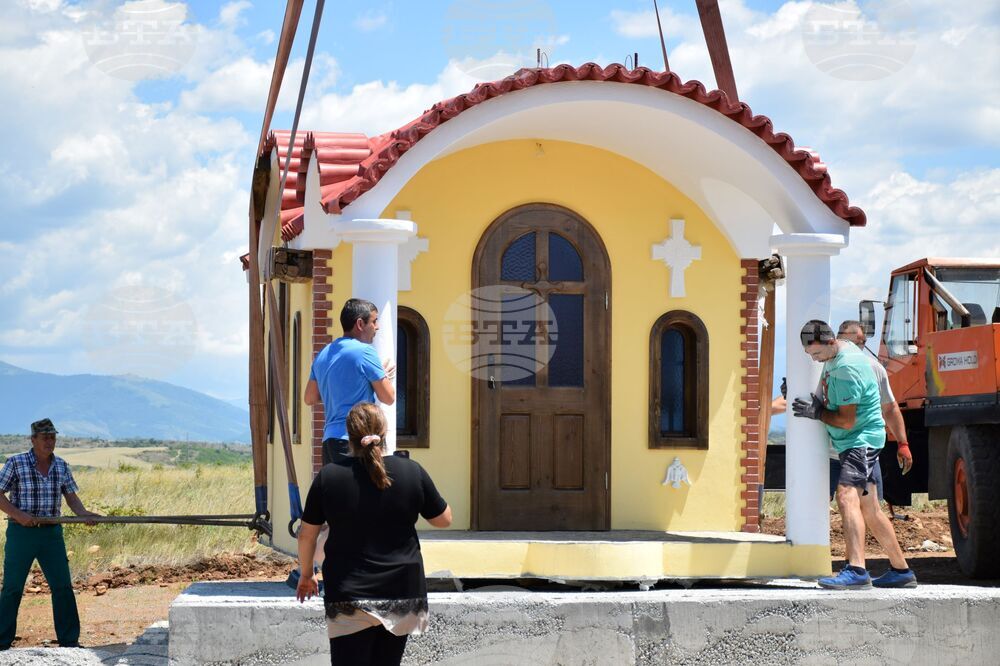 Село Бараково - параклис - монтиране