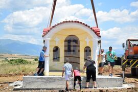 Село Бараково - параклис - монтиране