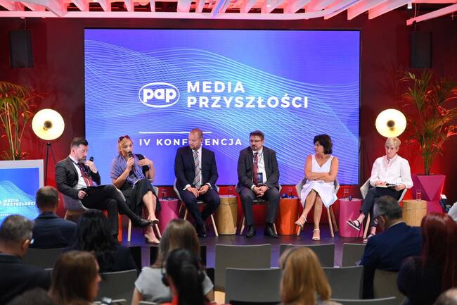 Полша - ПАП - конференция "Бъдещите медии"
