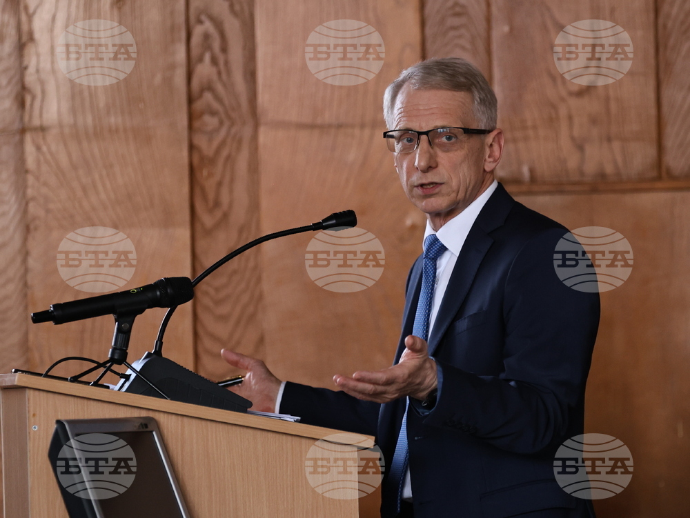 Пловдив - Николай Денков - дискусия