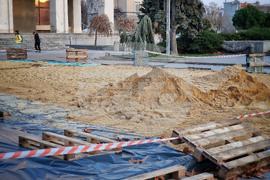 Бургас - ледена пързалка - процес на изграждане