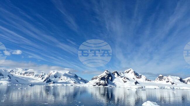 Франция трябва да се позиционира като една голяма полярна сила в Арктика и Антарктика, казва специален френски пратеник