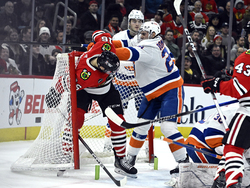 Islanders Blackhawks Hockey