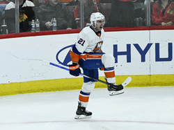 Islanders Blackhawks Hockey