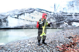 Group of Scientists from 32nd Antarctic Expedition Work on Projects at Ereby Point