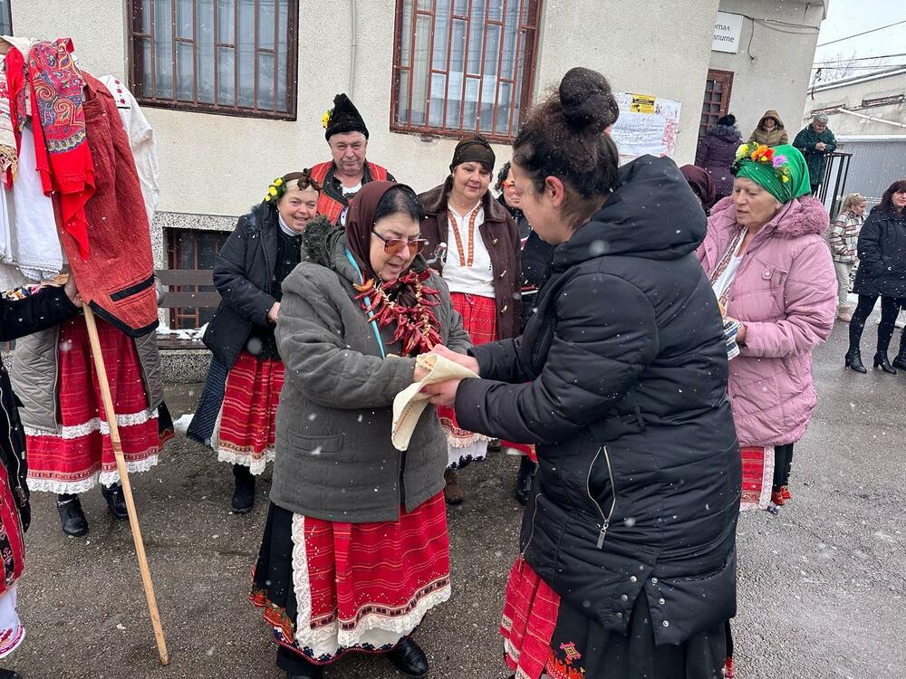 Община Русе: В кв. Долапите и село Басарбово отбелязаха Деня на родилната помощ