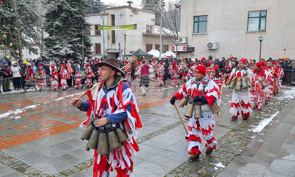 Брезник - фестивал "Сурова"