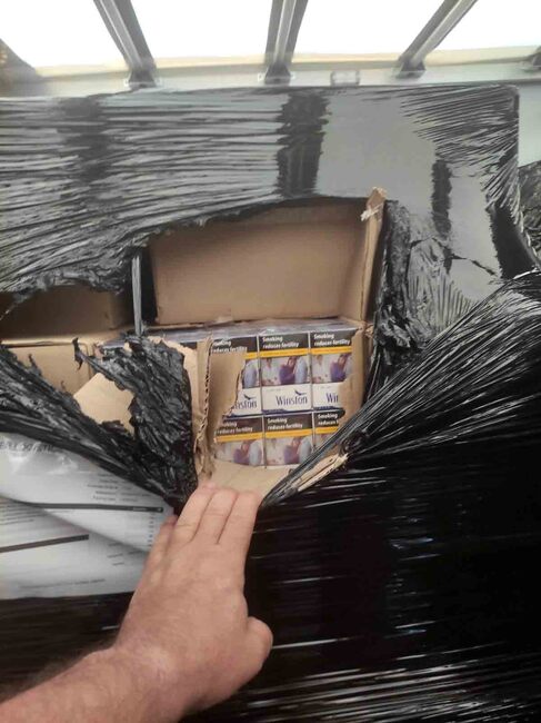 Съдът в Петрич остави в ареста хърватски гражданин, обвинен за държане на 200 хиляди кутии цигари без български акцизен бандерол