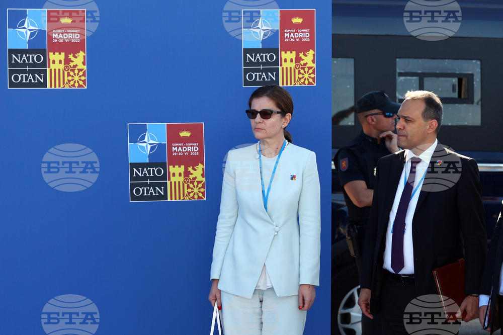 Испания - Теодора Генчовска -  Драгомир Заков - НАТО