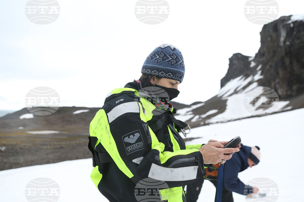 Scientists Begin Work at Liverpool Beach, Antarctica