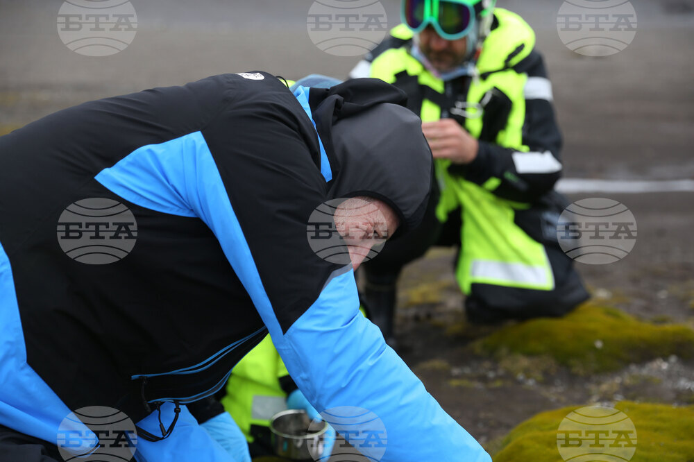 Scientists Begin Work at Liverpool Beach, Antarctica