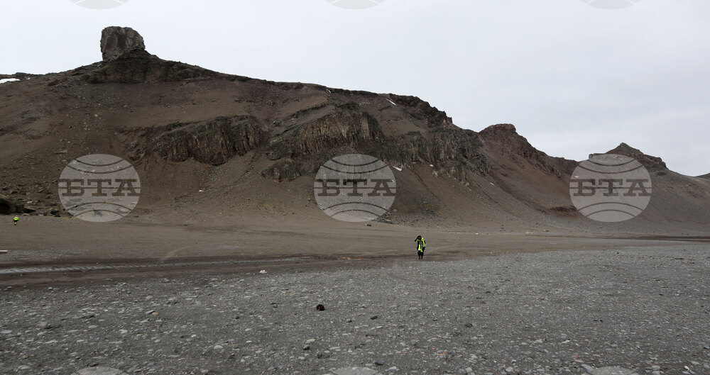 Scientists Begin Work at Liverpool Beach, Antarctica