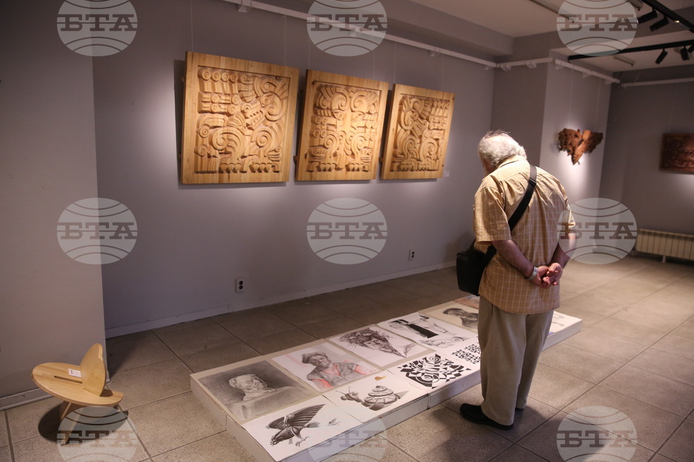  Национална гимназия за приложни изкуства - изложба