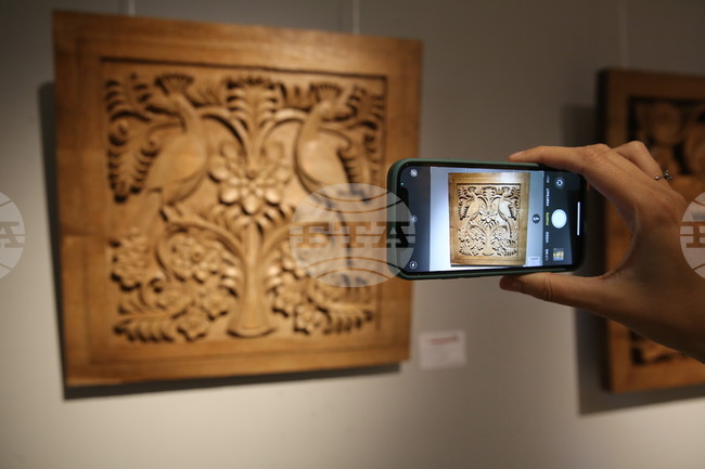 Национална гимназия за приложни изкуства - изложба