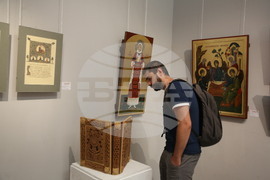  Национална гимназия за приложни изкуства - изложба