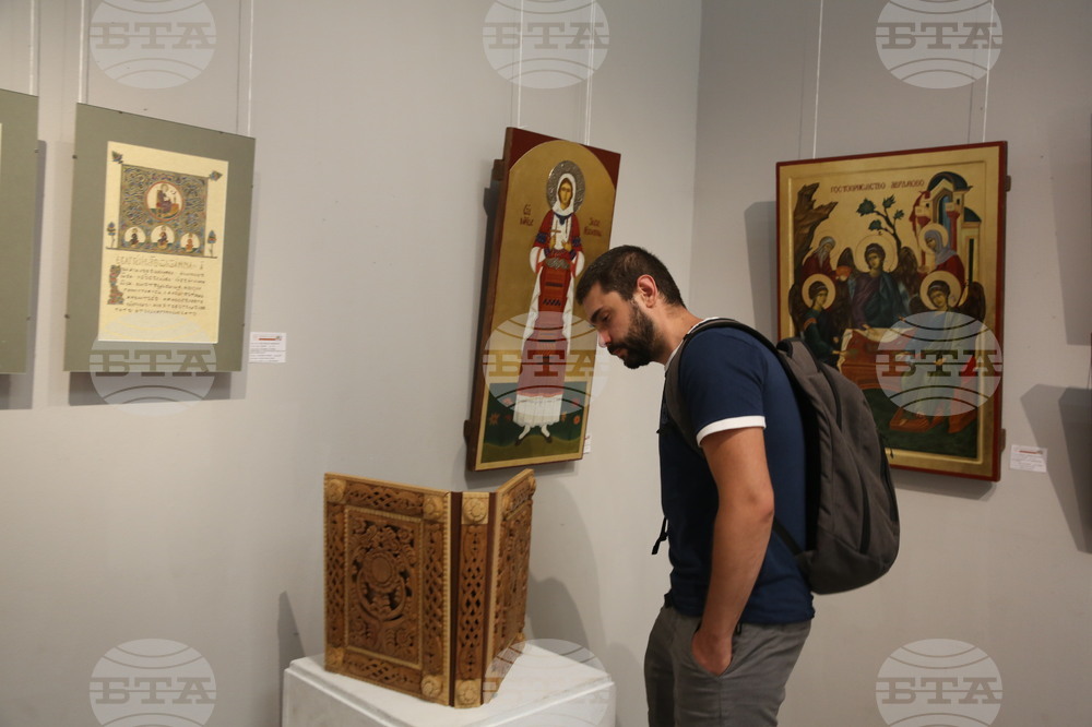  Национална гимназия за приложни изкуства - изложба