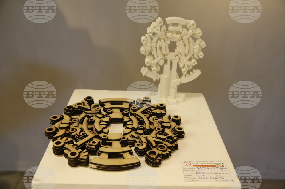  Национална гимназия за приложни изкуства - изложба