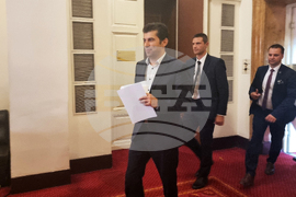 Парламент - Кирил Петков - изслушване