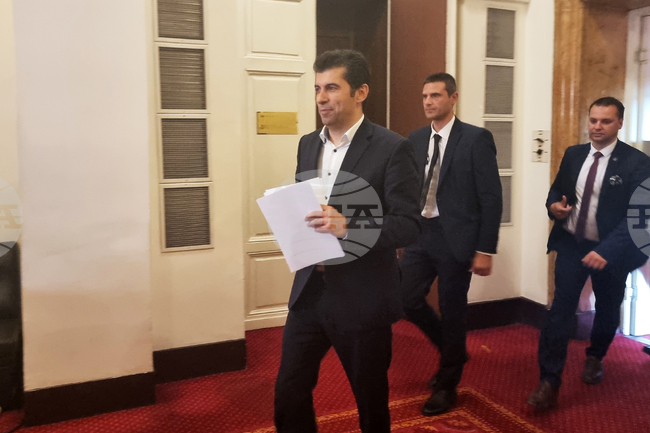 Парламент - Кирил Петков - изслушване