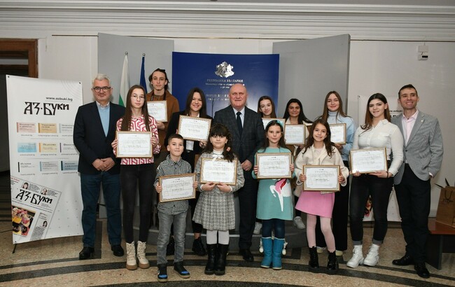 От следващата година фотографията ще бъде включена в Националната програма "Заедно в изкуствата и в спорта", каза министър Галин Цоков